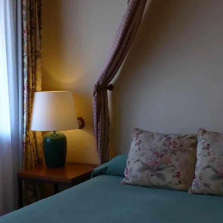 Hotel Del Arco 2*