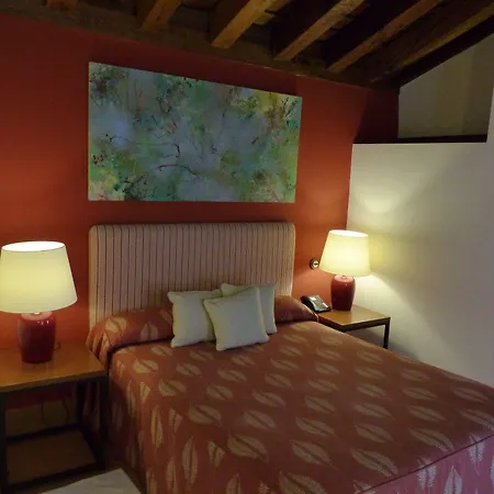 Отель Del Arco 2*